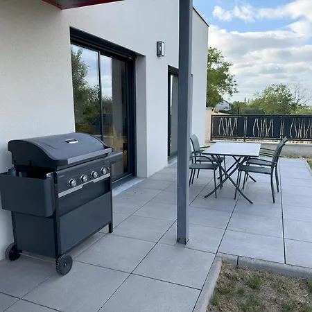 Des Jardins A - 4 Pers, Animaux, Parking - Fr-1-489-596